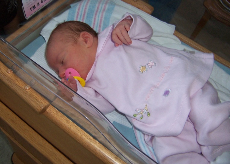 Newborn baby girl (C)